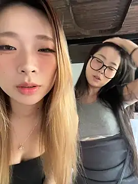 xiaozz-001's Webcam Show