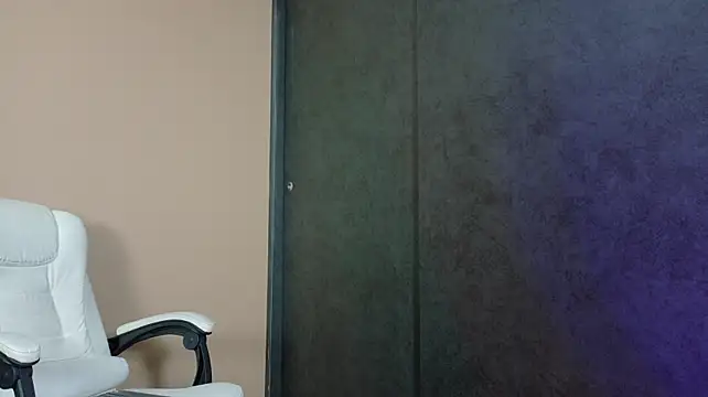 eren_jeager Шоу с уебкамера