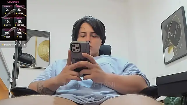 Thom_Ohtani: απευθείας συνομιλία ΧΧΧ
