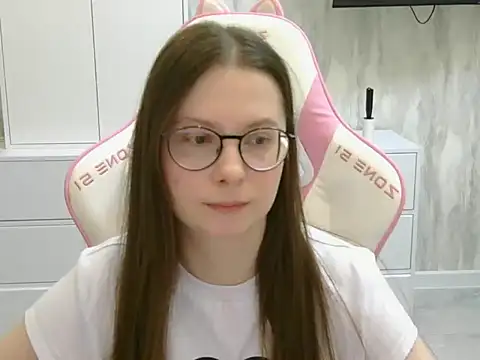 XXX chat uživo modela Elvirada