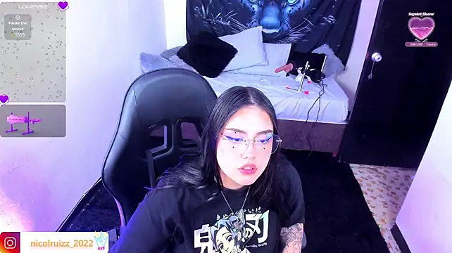 Nicolle_Ruizz 现场XXX聊天