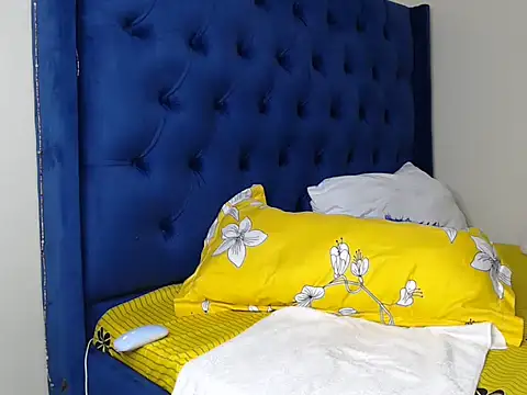 Chatroom XXX en direct de sexxygoldy