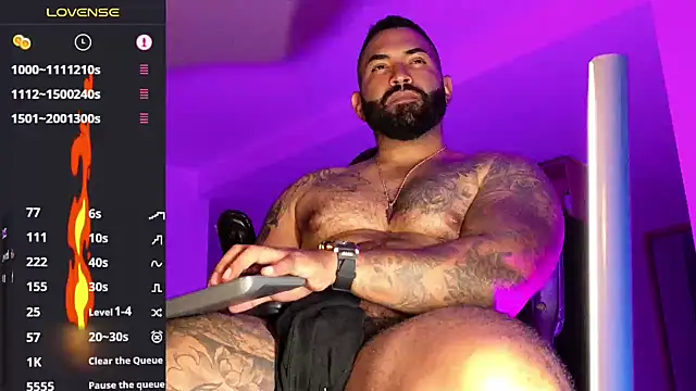 Max-prada live XXX chat