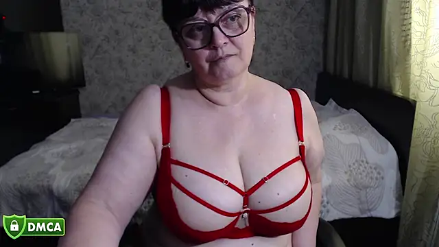 XXX chat uživo modela BrandiOhNight