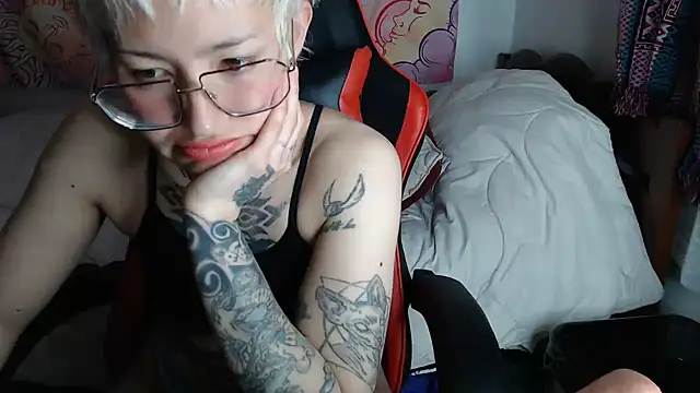 ArrangedFoot's Live XXX Chat