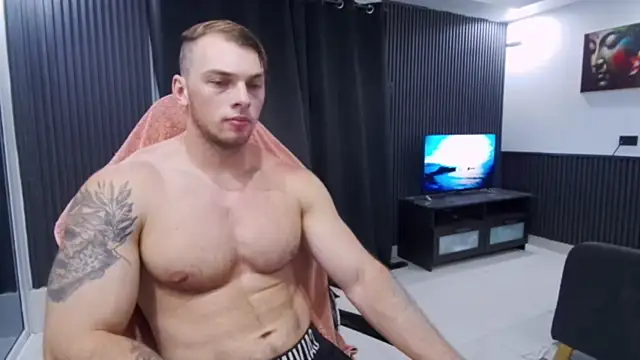 Chat +18 de YourHotGreg ao vivo