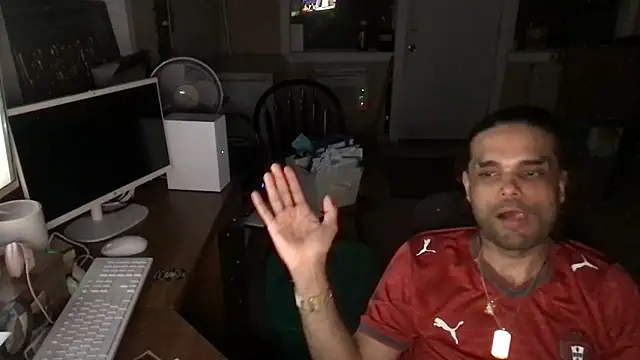 icebergslim281 XXX чат на живо