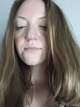 KattyLuuu লাইভ XXX চ্যাট