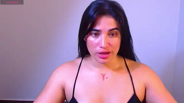 XXX chat uživo modela shyness_alice