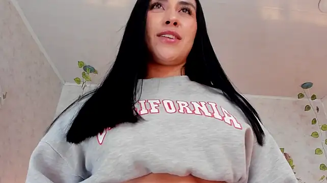 AnyaJayn Live XXX chat