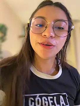 CocoaGigiMuse's Live XXX Chat