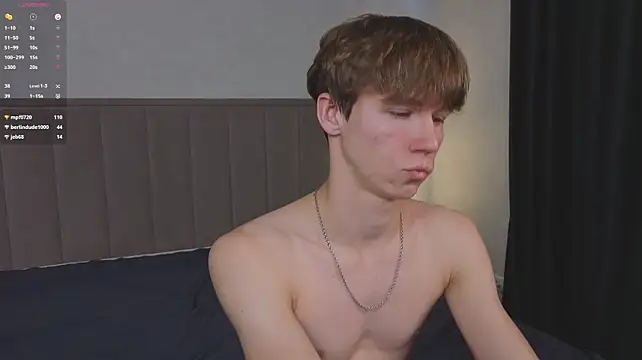 Chat XXX ao vivo de cuMte_boy