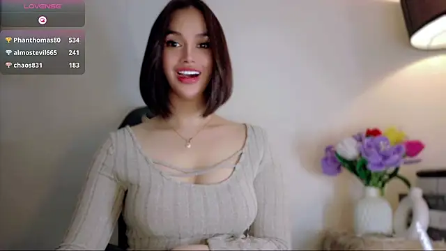 Anna_HollyDoll Шоу с уебкамера