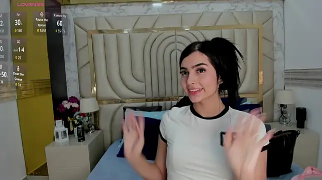 NahomiDeluxe's Webcam Show