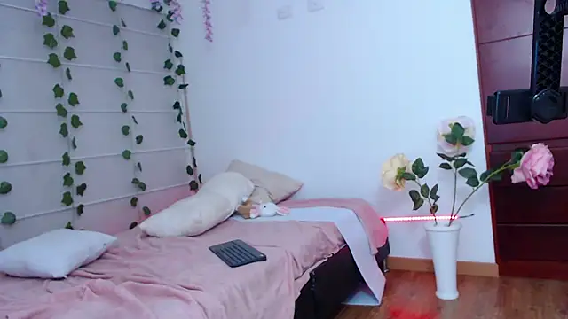 Sarabubbie XXX чат на живо