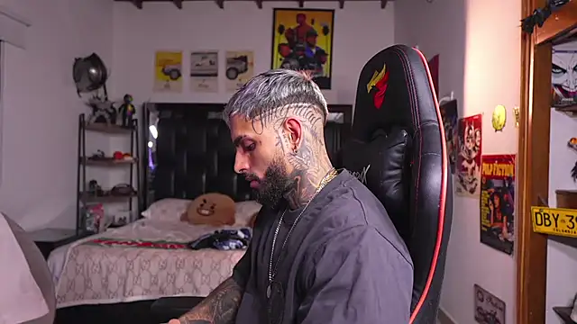Chat +18 de logan_hugh8 ao vivo