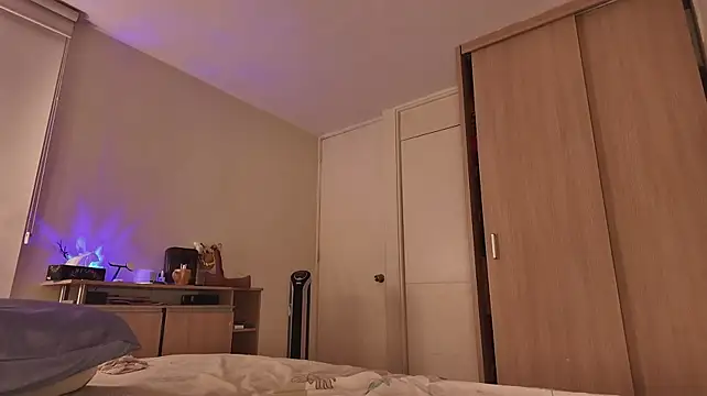 juanasnz99のライブXXXチャット