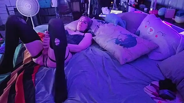 XXX chat uživo modela PolyCircus