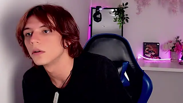 oli_dusk Adlı Modelin Web Kamerası Şovu