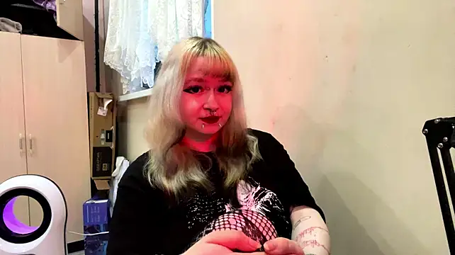 XXX chat uživo modela Rain_Lin