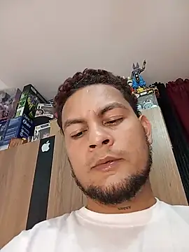 Chat XXX ao vivo de Damon_10