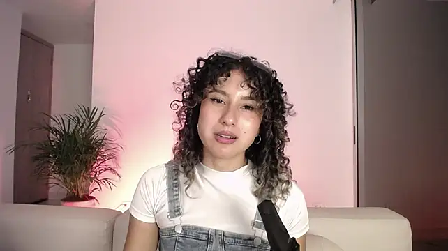 Chat XXX en directo de varenkaivanova_22