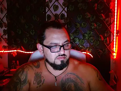 mr_wolf46 live XXX chat