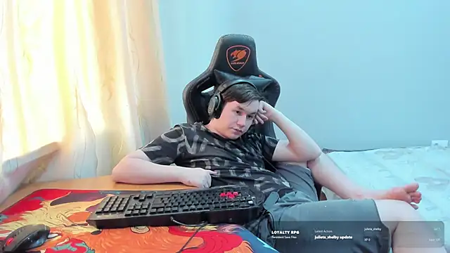 iliaskrislove's Webcam Show