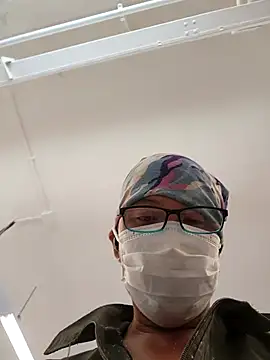 2tomka52052sex 在線直播表演