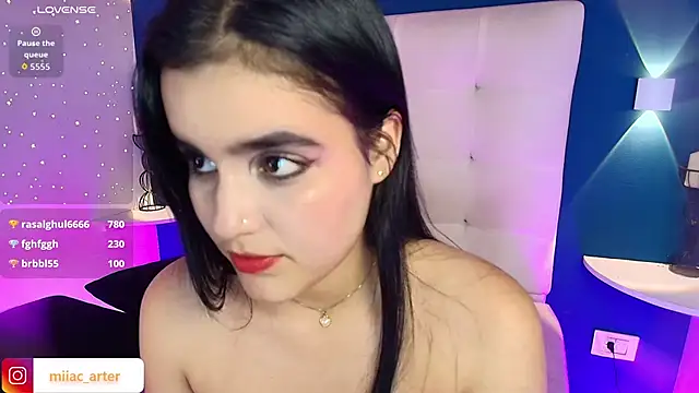 MiaaCarter_ লাইভ XXX চ্যাট