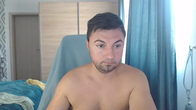 HankMalone Chat XXX in diretta