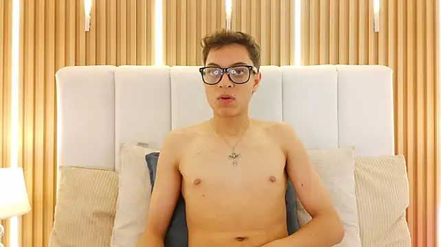 Show de Hell_Boy_06 na webcam