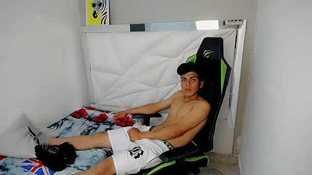 RyanFlirty XXX чат на живо