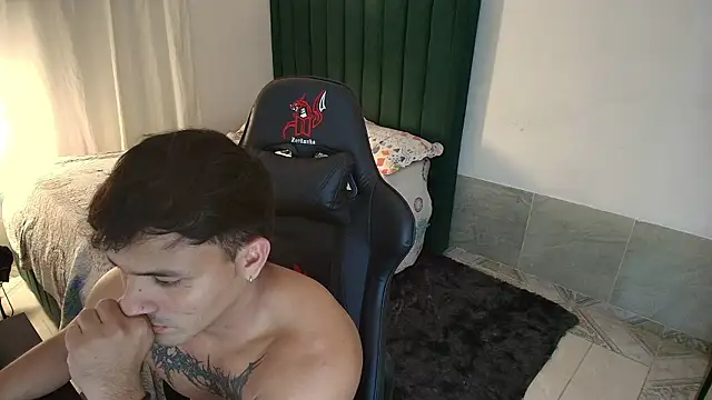 man_dur07 Show in webcam