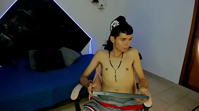 Rick_x_ élő XXX-chatje