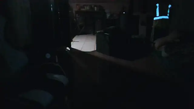 XXX chat uživo modela bigshh8