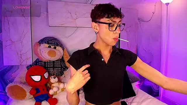 XXX chat uživo modela Owen_JP