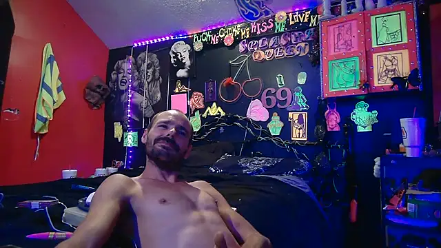 Show modela Splash_Queen420 na web-kameri