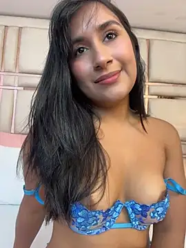 AlliceJhones' Live XXX Chat