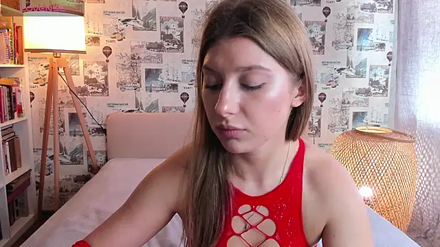katymeaw Adlı Modelin Canlı XXX Sohbeti