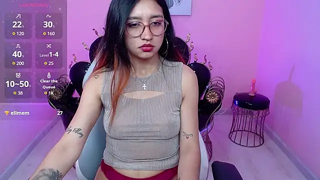 Živý XXX chat Nahomi_xxx