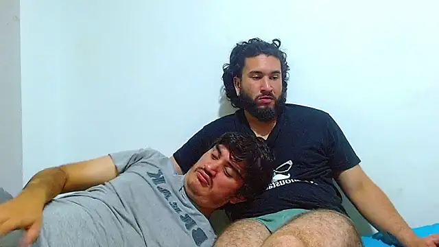 biglatin80 在線直播表演