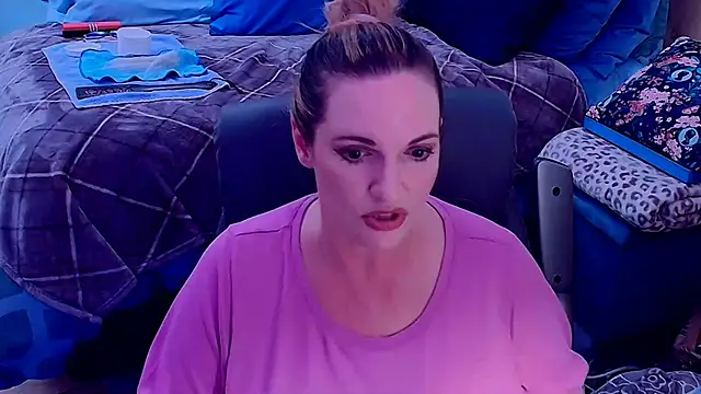 แชท XXX สดของ ninajaymes