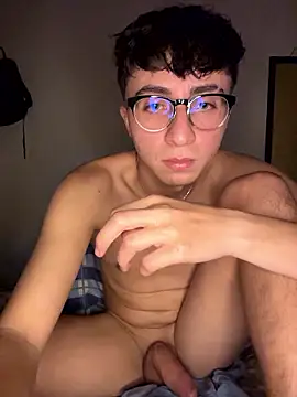 CamiRojas_boy 即時 XXX 聊天