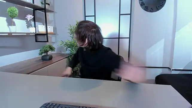 Brunodeluca_ 现场XXX聊天
