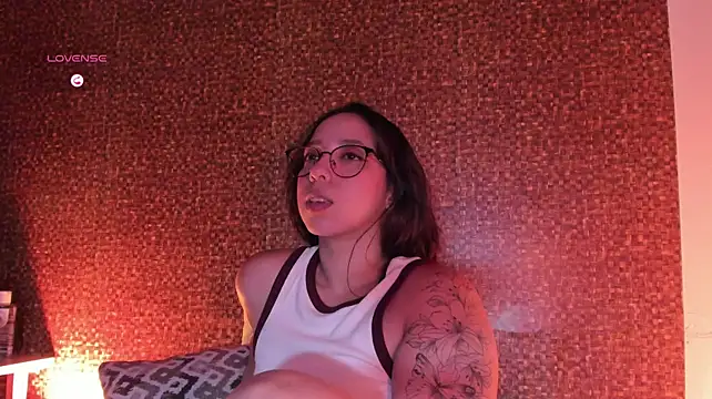 Apartment28 Live XXX-chat