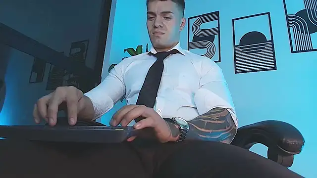 ALPHA_DOMINUS_ 网络视讯表演