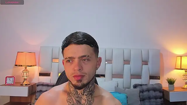 Zeus_damian21 live XXX chat