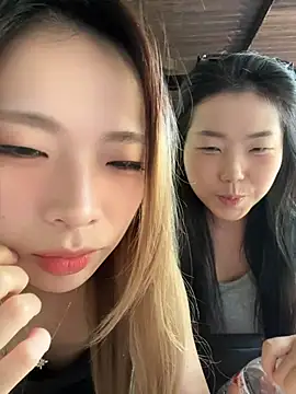 xiaozz-001 Show in webcam