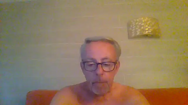 Вебкам-шоу tuggy59